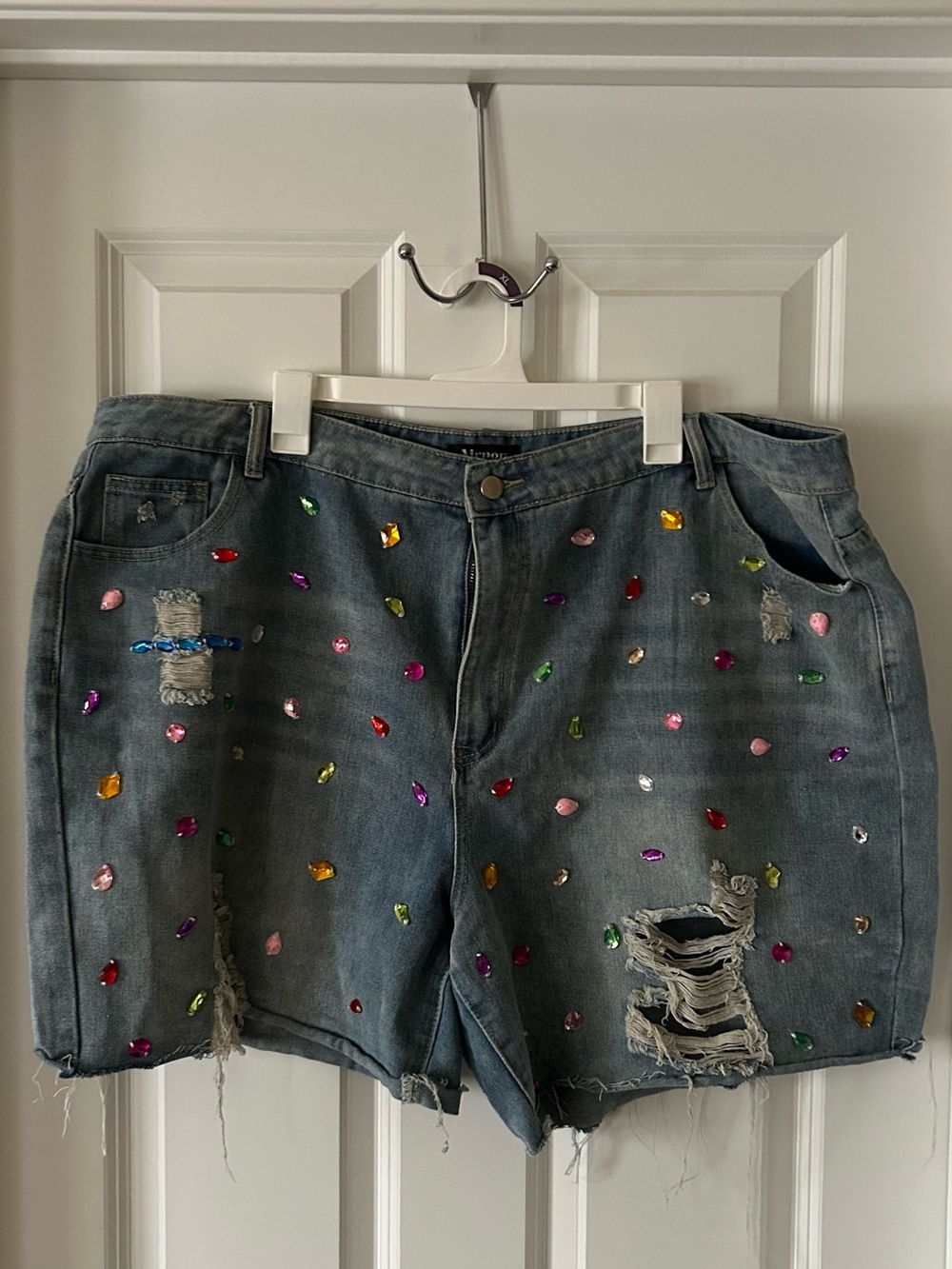 Embellished Distressed Denim Jean Shorts - Multicolor